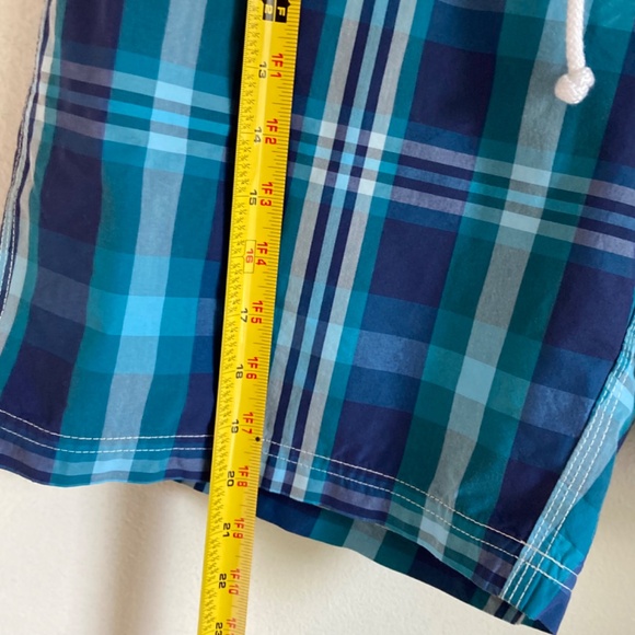 New J.Crew men’s board shorts/swim trunks - Picture 7 of 8